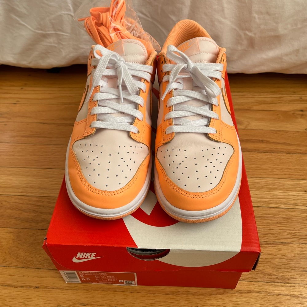 Nike Dunk Low “Peach Cream”